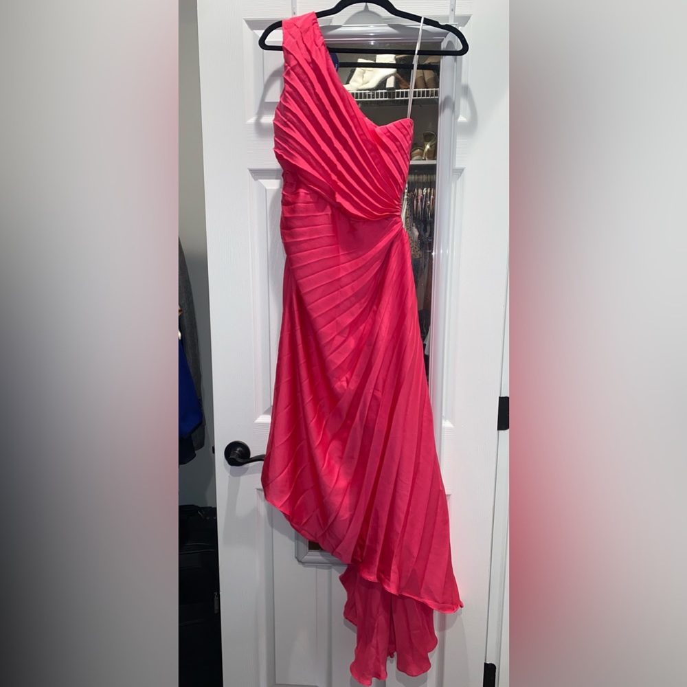 Aakaa Dress. VICI boutique.